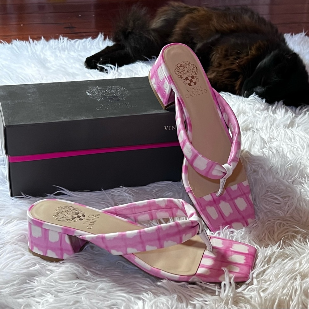 NWOT Vince Camuto Sabrinda Gingham Thong Heel Size 7.5